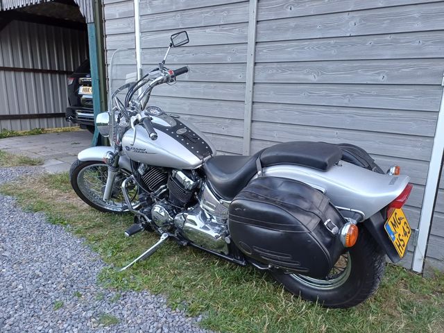 yamaha - xvs-650-dragstar