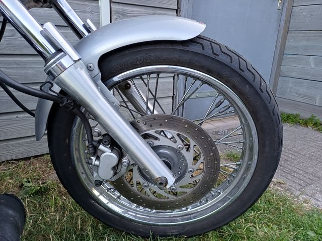 yamaha - xvs-650-dragstar