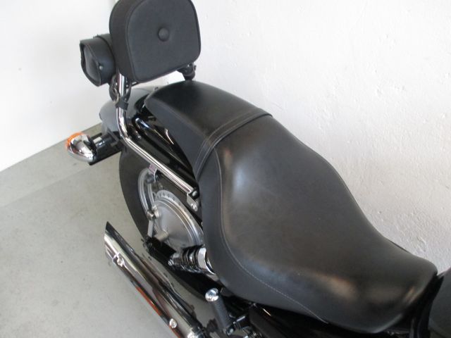honda - vt-750-c2-shadow-ace