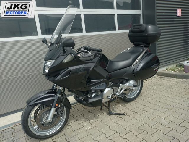 honda - nt-700-v-deauville