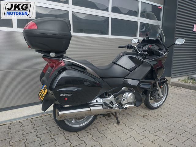 honda - nt-700-v-deauville