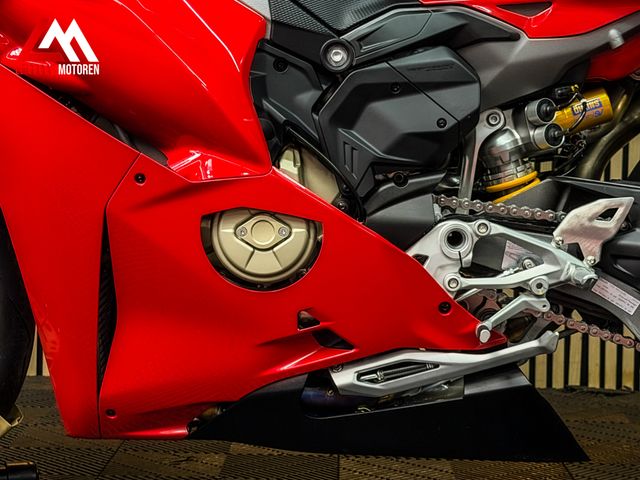 ducati - panigale-v4-s