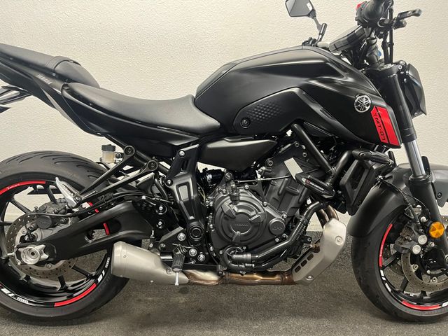 yamaha - mt-07-abs