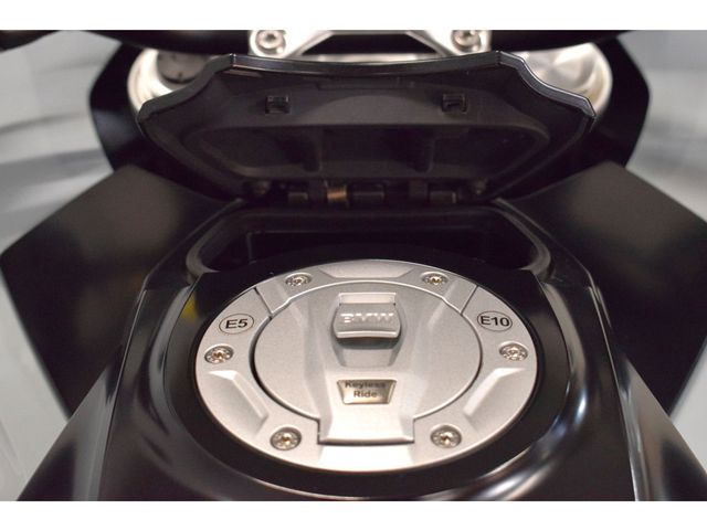 bmw - s-1000-xr