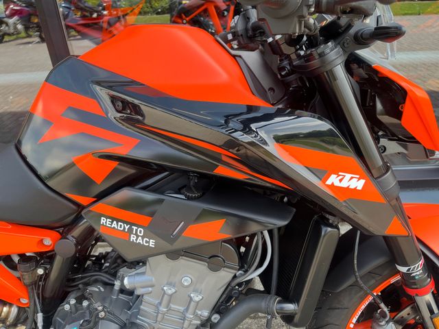 ktm - 890-duke-gp