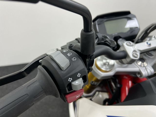 bmw - g-310-r