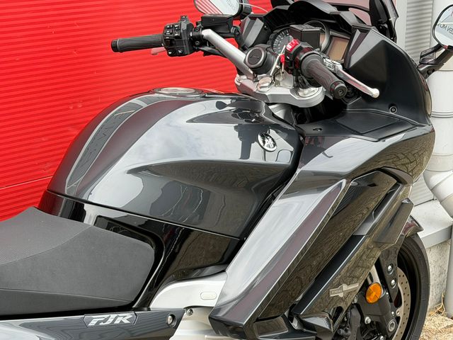 yamaha - fjr-1300-ae