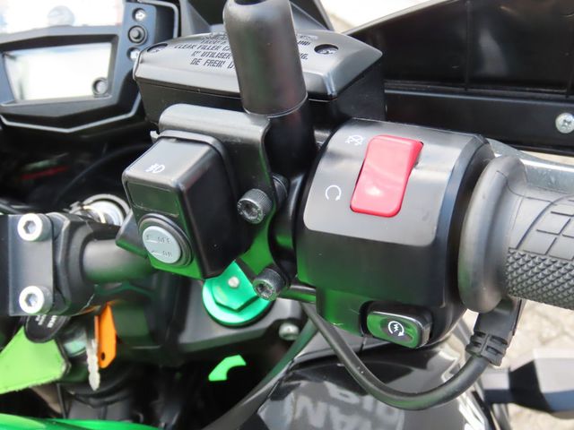 kawasaki - versys-650-abs