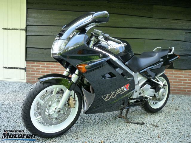 honda - vfr-750-f