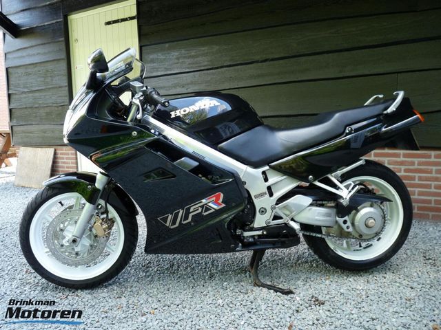 honda - vfr-750-f