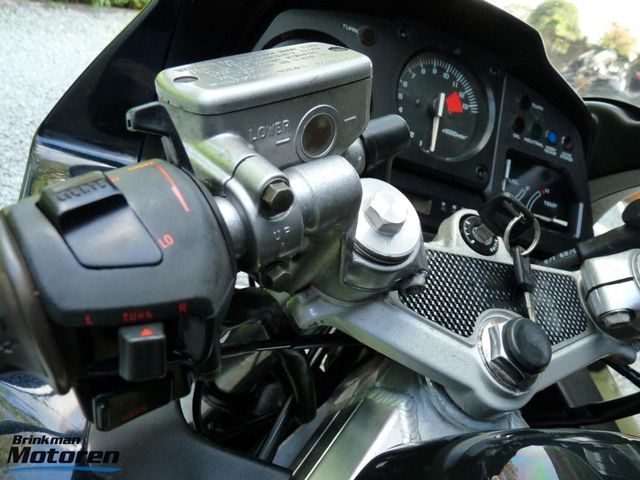 honda - vfr-750-f