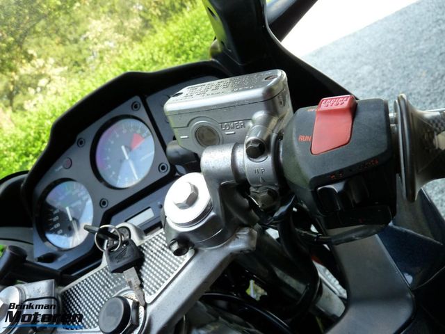 honda - vfr-750-f
