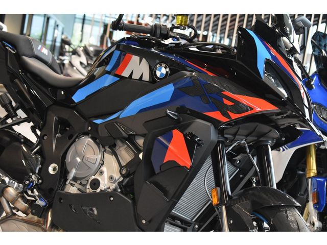 bmw - m-1000-xr