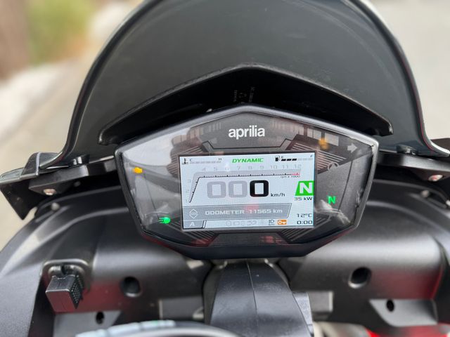 aprilia - tuono-660