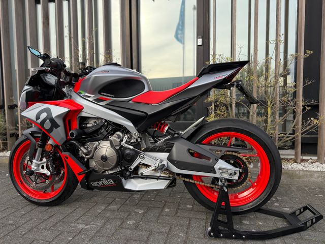 aprilia - tuono-660