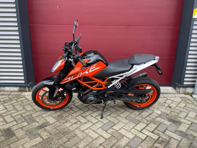 ktm - 390-duke-abs