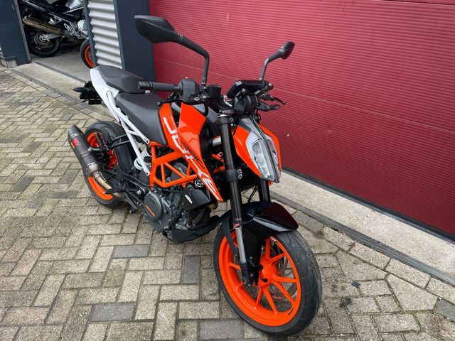 ktm - 390-duke-abs