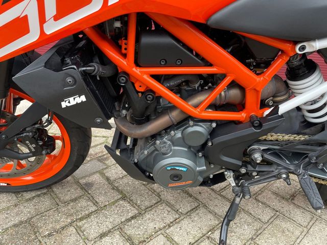 ktm - 390-duke-abs
