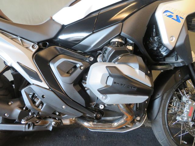 bmw - r-1300-gs