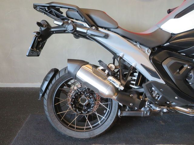 bmw - r-1300-gs