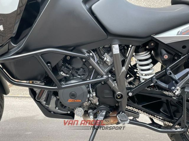 ktm - 1290-super-adventure-s