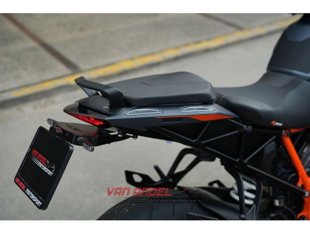ktm - 1290-super-duke-gt