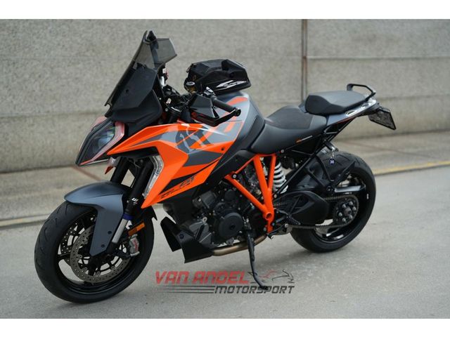 ktm - 1290-super-duke-gt