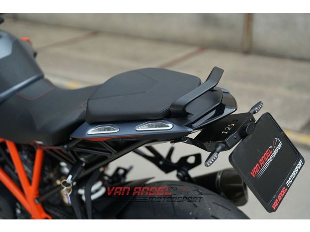 ktm - 1290-super-duke-gt