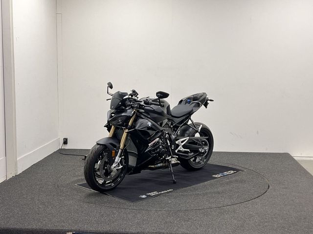 bmw - s-1000-r