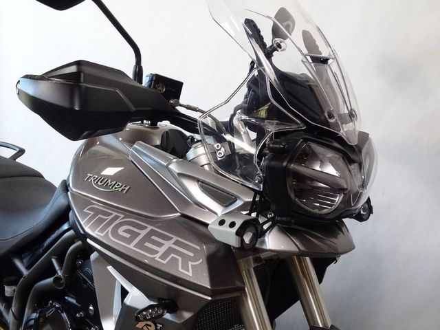 triumph - tiger-800-xrt