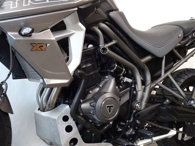 triumph - tiger-800-xrt