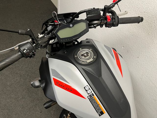 yamaha - mt-07-abs