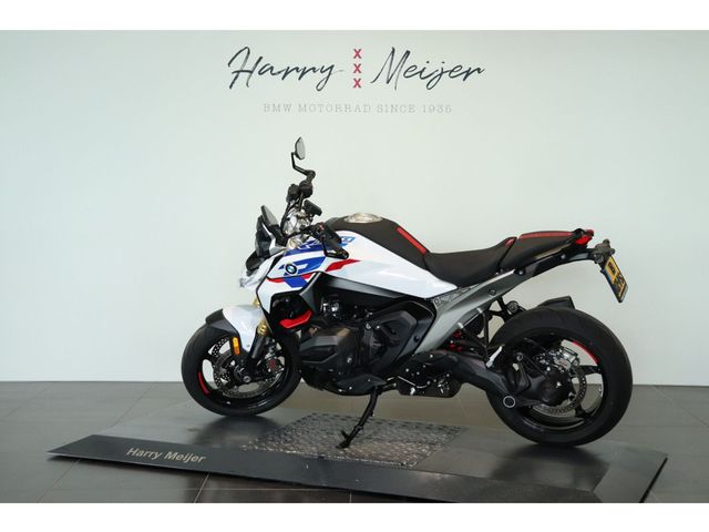 bmw - r-1300-r