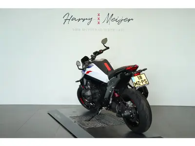 BMW R 1300 R – foto 4