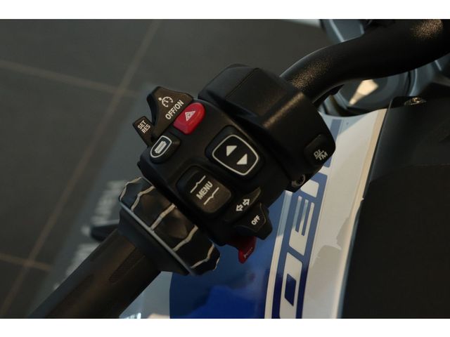 bmw - r-1300-r