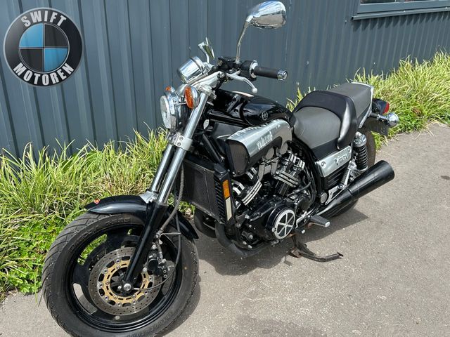 yamaha - vmx-1200-v-max