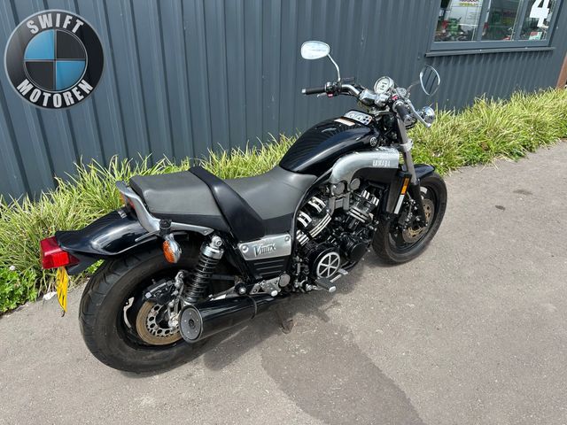 yamaha - vmx-1200-v-max