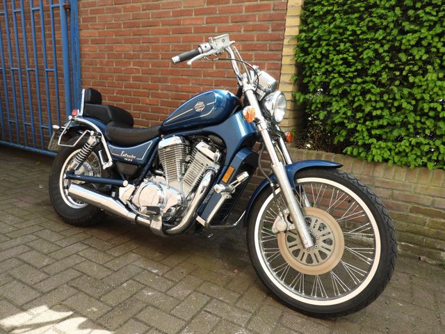 suzuki - vs-800-intruder