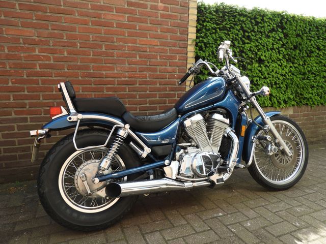 suzuki - vs-800-intruder