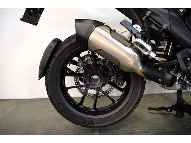 bmw - r-1300-gs