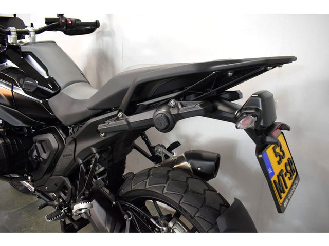bmw - r-1300-gs