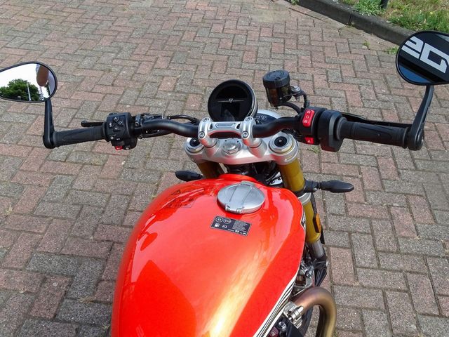 triumph - speed-twin-1200-rs
