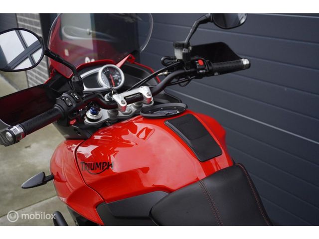 triumph - tiger-1050-se