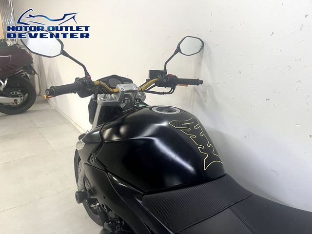 suzuki - gsr-600