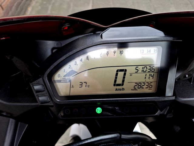 honda - cbr-1000-rr-fireblade-c-abs