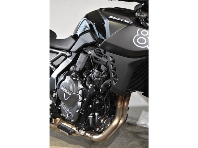 suzuki - gsx-8s