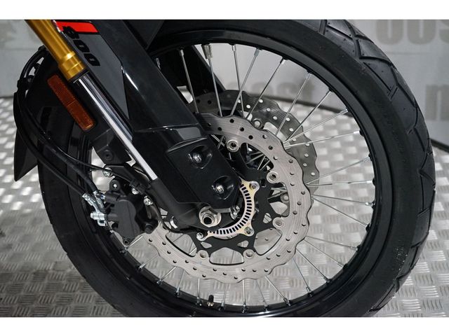 suzuki - v-strom-800-de