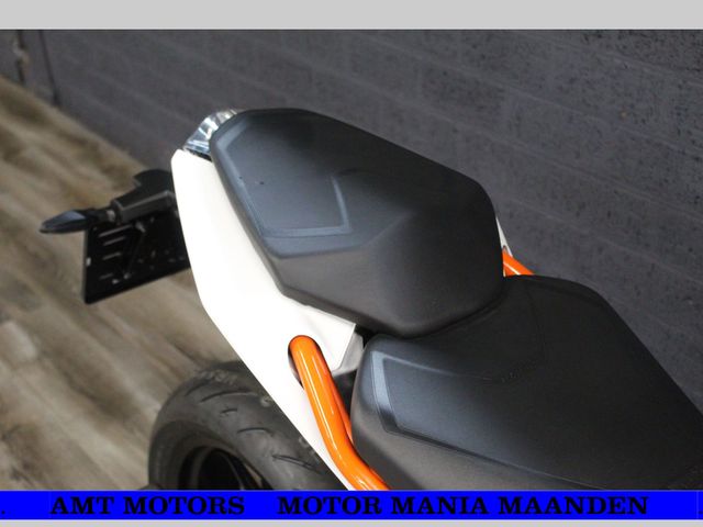 ktm - 125-duke