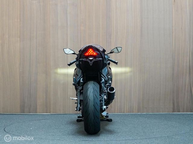 kawasaki - ninja-zx-6r