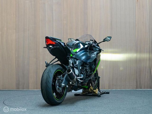 kawasaki - ninja-zx-6r